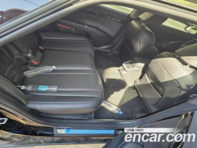 Hyundai Grandeur (GN7) 2,5 Gasoline 2WD Exclusive 2023 — фото 6