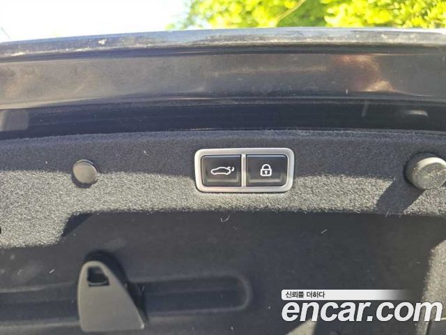 Hyundai Grandeur (GN7) 2,5 Gasoline 2WD Exclusive 2023 — фото 7