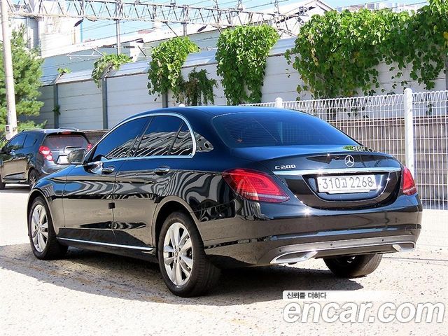 Mercedes-Benz C-Class (W205) C200 Avantgarde 2020 — фото 3
