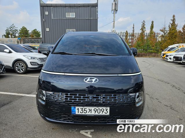Hyundai Staria Tourer 9-Seater Modern 2022 — фото 1