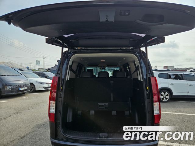 Hyundai Staria Tourer 9-Seater Modern 2022 — фото 5