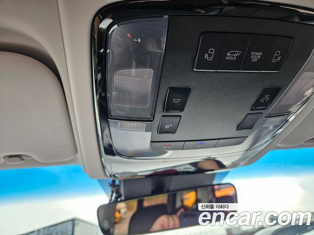 Hyundai Staria Tourer 9-Seater Modern 2022 — фото 16