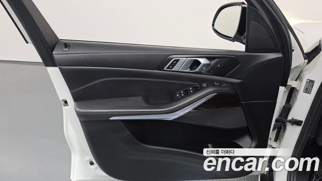 BMW X5 (G05) xDrive 40i xLine 2020 — фото 24