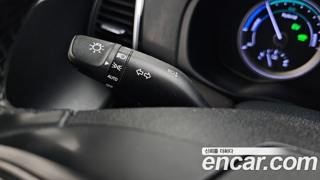 Hyundai Grandeur Hybrid (IG) Premium 2018 — фото 28