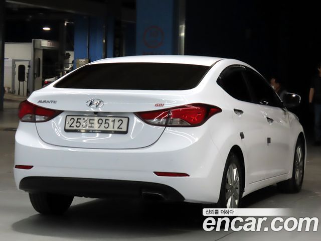 Hyundai Avante 1.6 GDi Modern Standard 2015 — фото 4