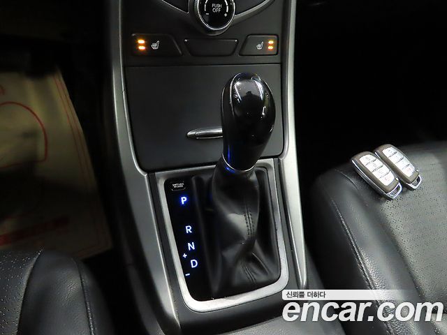 Hyundai Avante 1.6 GDi Modern Standard 2015 — фото 17