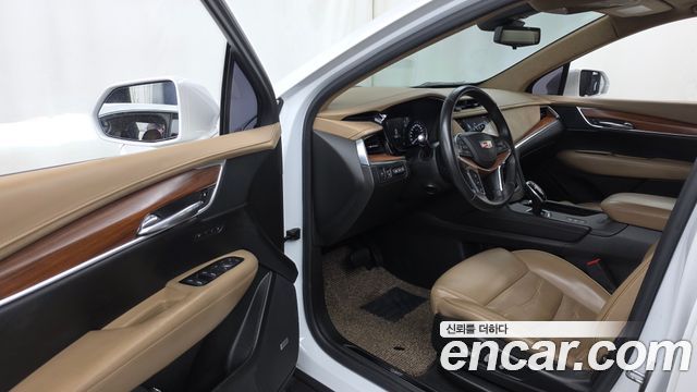 Cadillac XT5 3.6 Platinum 2018 — фото 10