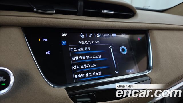 Cadillac XT5 3.6 Platinum 2018 — фото 16