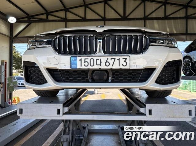 BMW 5 Series (G30) 530i M Sport Package 2023 — фото 1