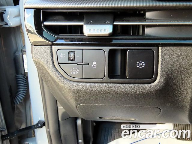 Kia Sportage (V) Gasoline 1.6 Turbo 2WD Noblesse 2025 — фото 16