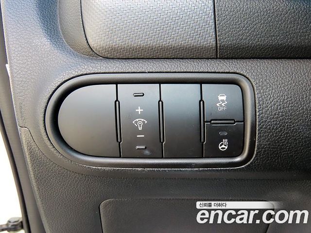 Kia K3 Trendy 2018 — фото 16