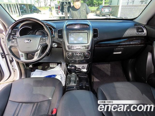Kia Sorento R Diesel 2.0 2WD Prestige 2014 — фото 7