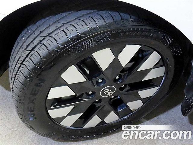 Hyundai Staria HEV 1.6 Lounge 9-Seater Mobility 2025 — фото 5