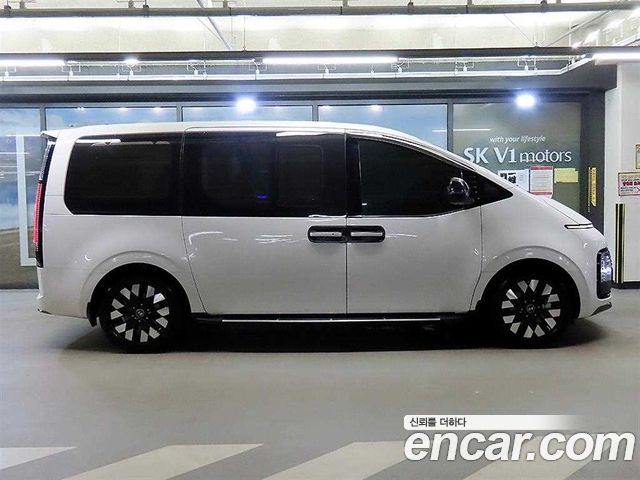 Hyundai Staria HEV 1.6 Lounge 9-Seater Mobility 2025 — фото 24