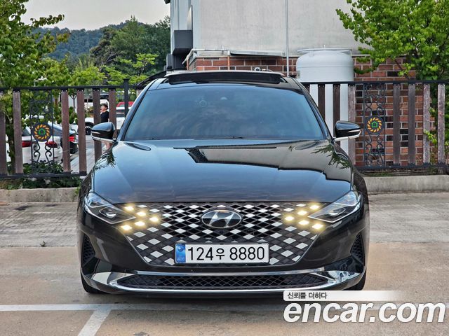Hyundai Grandeur (IG) 2.5 Le Blanc
