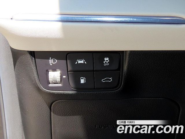 Hyundai Grandeur Hybrid (IG) Le Blanc 2023 — фото 16