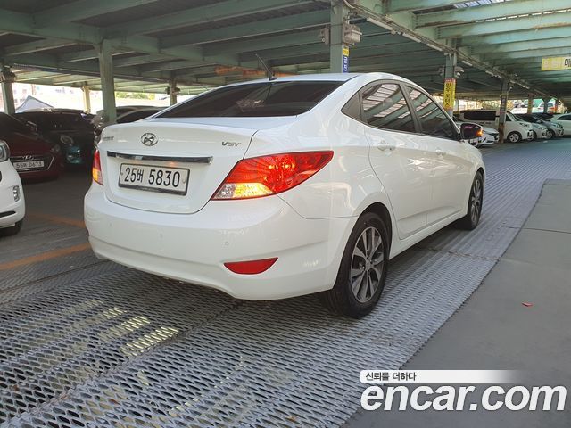 Hyundai Accent (New) Diesel 1.6 VGT Modern 2014 — фото 6