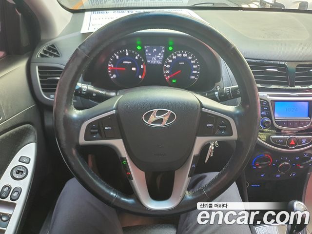 Hyundai Accent (New) Diesel 1.6 VGT Modern 2014 — фото 15