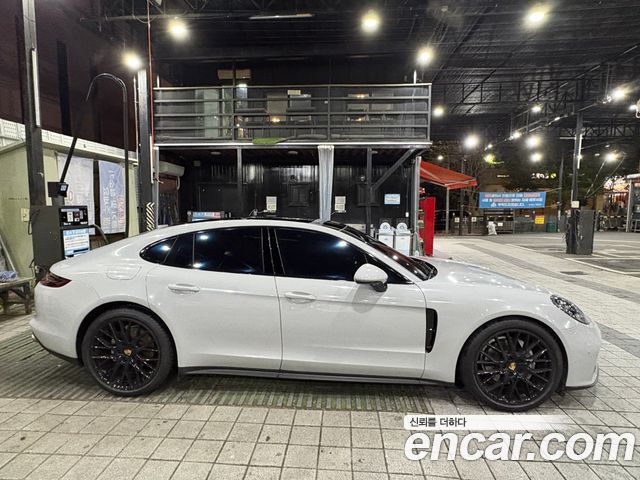 Porsche Panamera (971) 3.0 AWD 2018 — фото 6