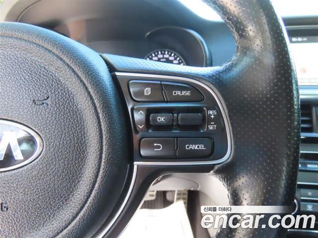 Kia K5 (II) 1.7 Diesel SX Prestige 2016 — фото 15