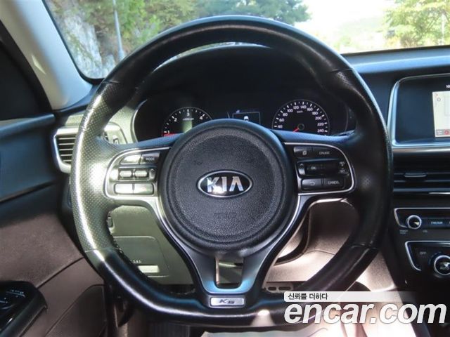 Kia K5 (II) 1.7 Diesel SX Prestige 2016 — фото 19