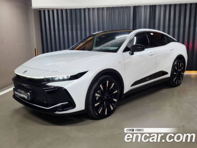 Toyota Crown Crossover 2.4 4WD Dual Boost HYbrid