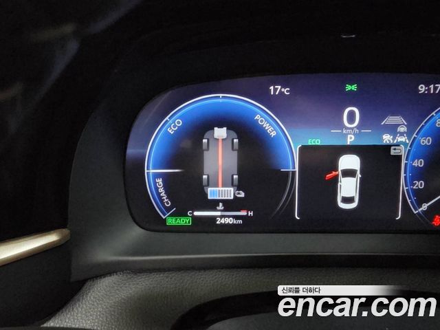 Toyota Crown Crossover 2.4 4WD Dual Boost HYbrid 2026 — фото 19