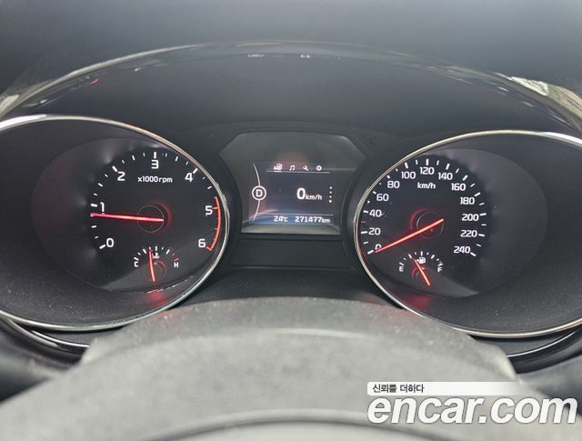 Kia Carnival 9-seater Prestige 2016 — фото 6