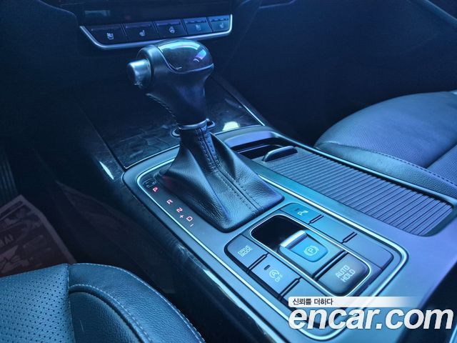 Kia Sorento Diesel 2.0 2WD Noblesse 2015 — фото 9