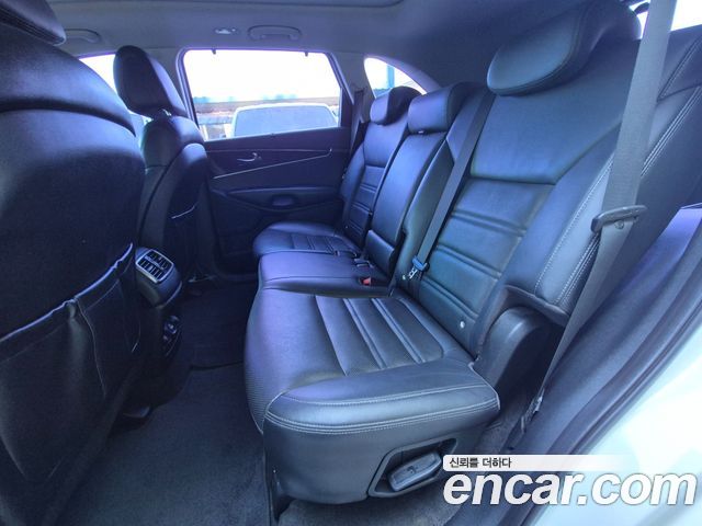 Kia Sorento Diesel 2.0 2WD Noblesse 2015 — фото 10