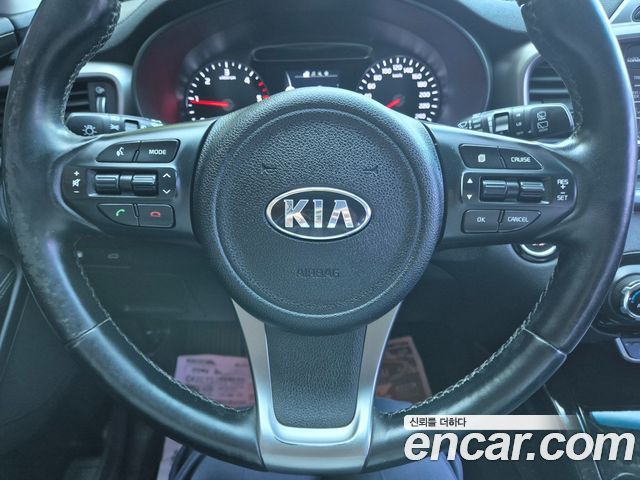 Kia Sorento Diesel 2.0 2WD Noblesse 2015 — фото 16