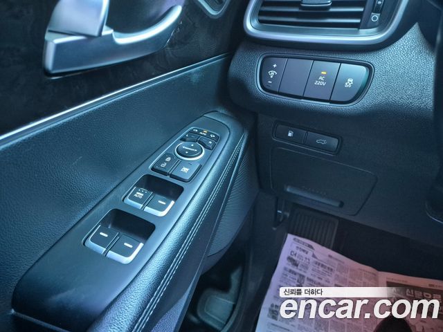 Kia Sorento Diesel 2.0 2WD Noblesse 2015 — фото 17