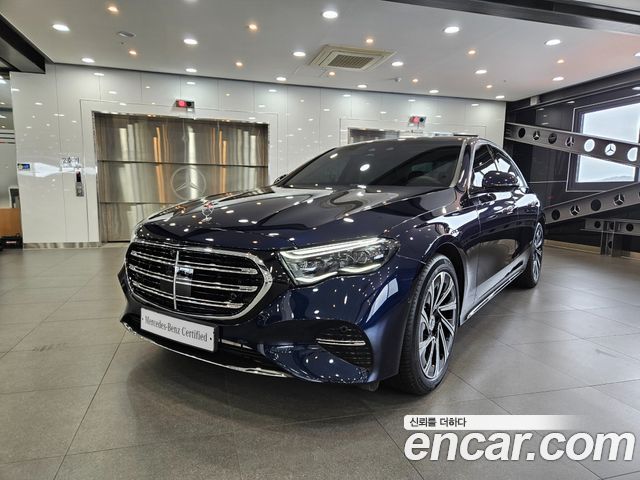 Mercedes-Benz E-Class (W214) E300 4MATIC Exclusive