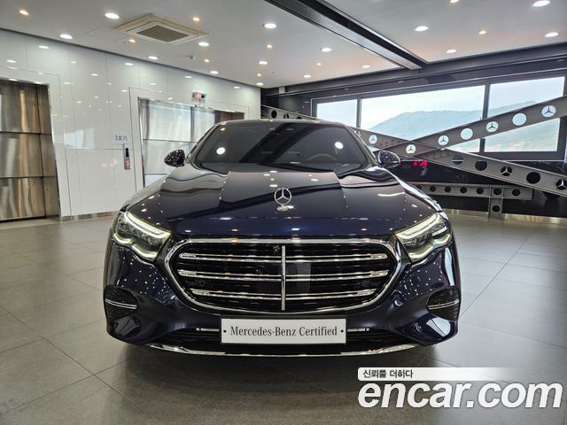 Mercedes-Benz E-Class (W214) E300 4MATIC Exclusive 2025 — фото 3