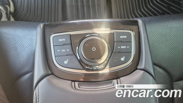Hyundai Grandeur (HG) HG300 Premium 2015 — фото 20