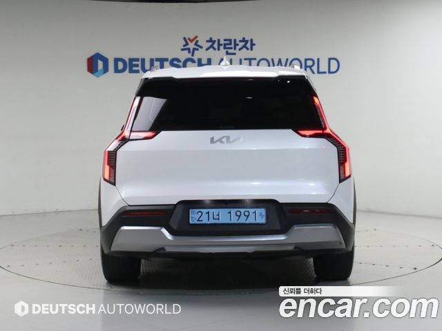 Kia EV9 Long Range 2WD Air 2024 — фото 5