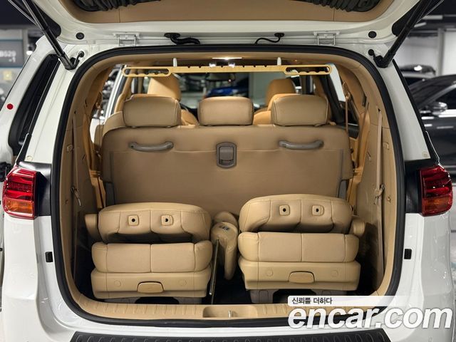Kia Carnival Gasoline 9-Seater Hi-Limousine Noblesse Special 2020 — фото 23