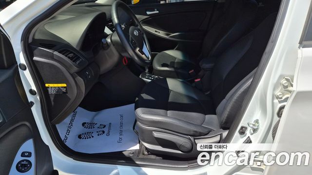 Hyundai Accent (New) 1.4 VVT Modern 2016 — фото 17