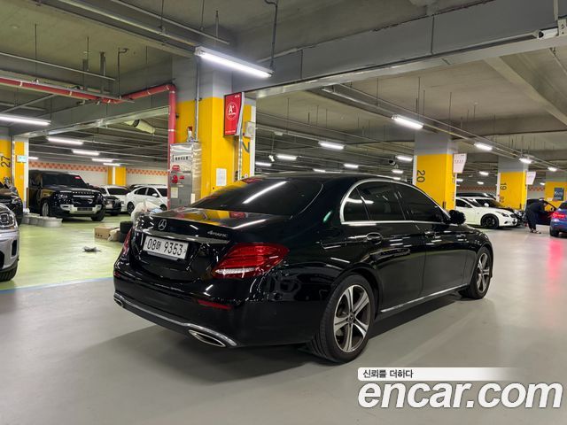 Mercedes-Benz E-Class (W213) E300 Avantgarde 2019 — фото 3