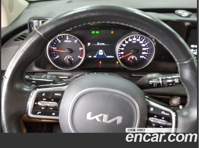 Kia Carnival (IV) Diesel 9-Seater Prestige 2023 — фото 4