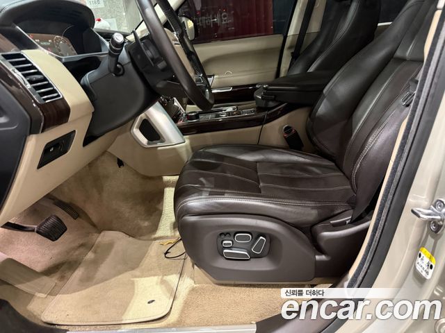 Land Rover Range Rover (IV) 5.0 SC Vogue SE 2013 — фото 15