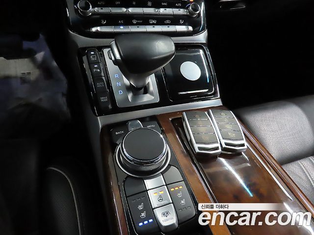 Genesis EQ900 3.8 GDI AWD Premium Luxury 2016 — фото 9
