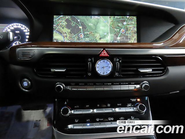 Genesis EQ900 3.8 GDI AWD Premium Luxury 2016 — фото 20