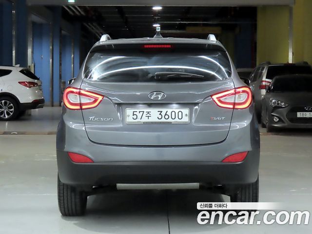 Hyundai Tucson ix Diesel(e-VGT) 2WD Smart special 2015 — фото 4