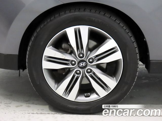 Hyundai Tucson ix Diesel(e-VGT) 2WD Smart special 2015 — фото 5