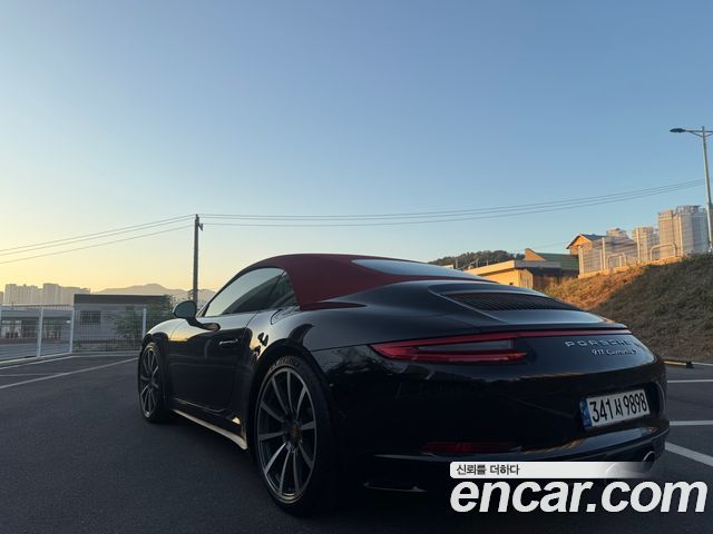 Porsche 911 CARRERA 4 CABRIOLET 991 2017 — фото 3