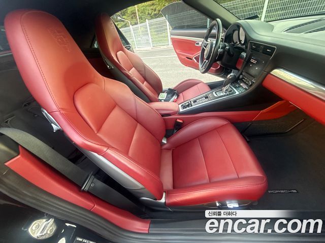 Porsche 911 CARRERA 4 CABRIOLET 991 2017 — фото 12