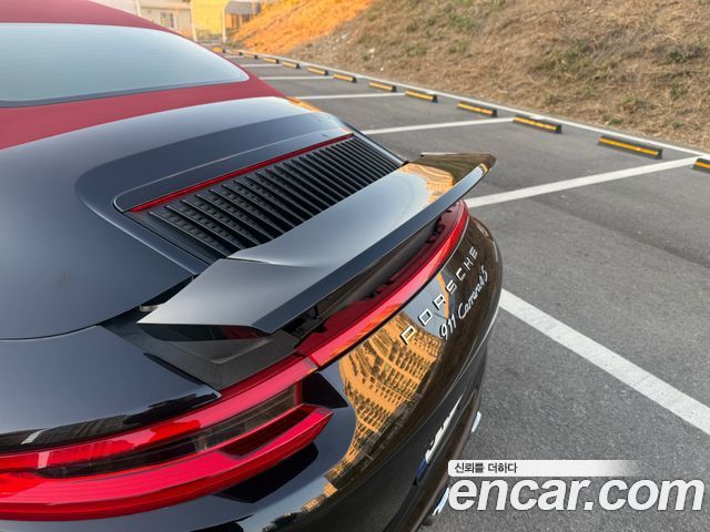 Porsche 911 CARRERA 4 CABRIOLET 991 2017 — фото 15