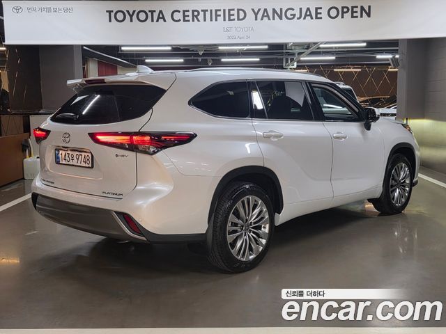 Toyota Highlander (IV) 2.5 4WD Platimum 2025 — фото 4