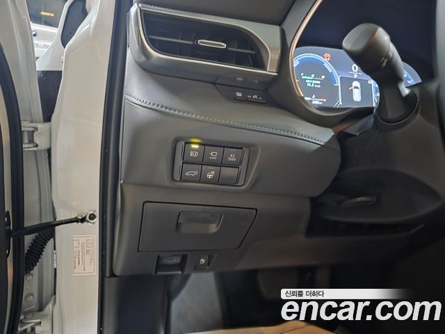 Toyota Highlander (IV) 2.5 4WD Platimum 2025 — фото 15